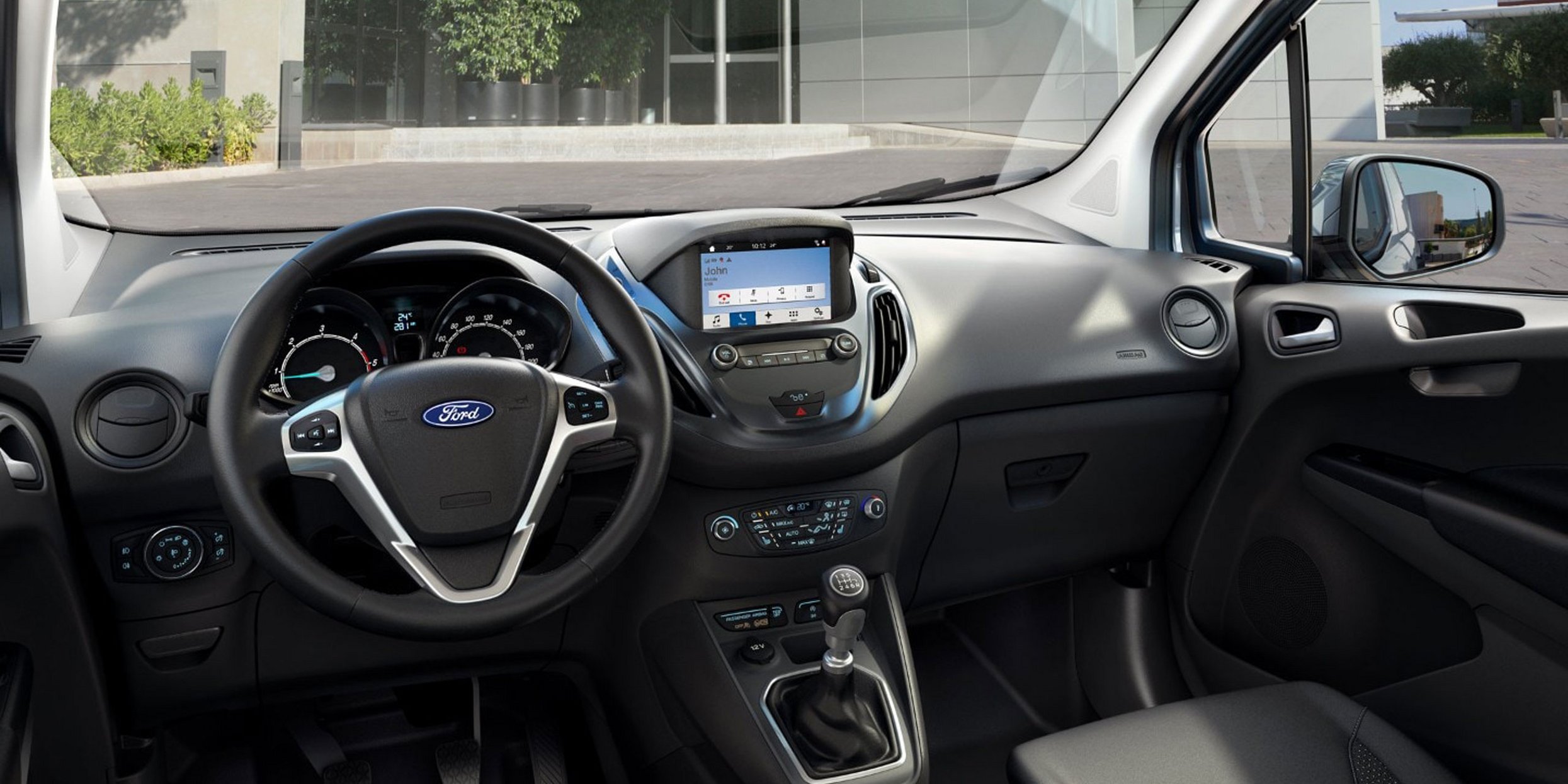 Ford Transit Courier