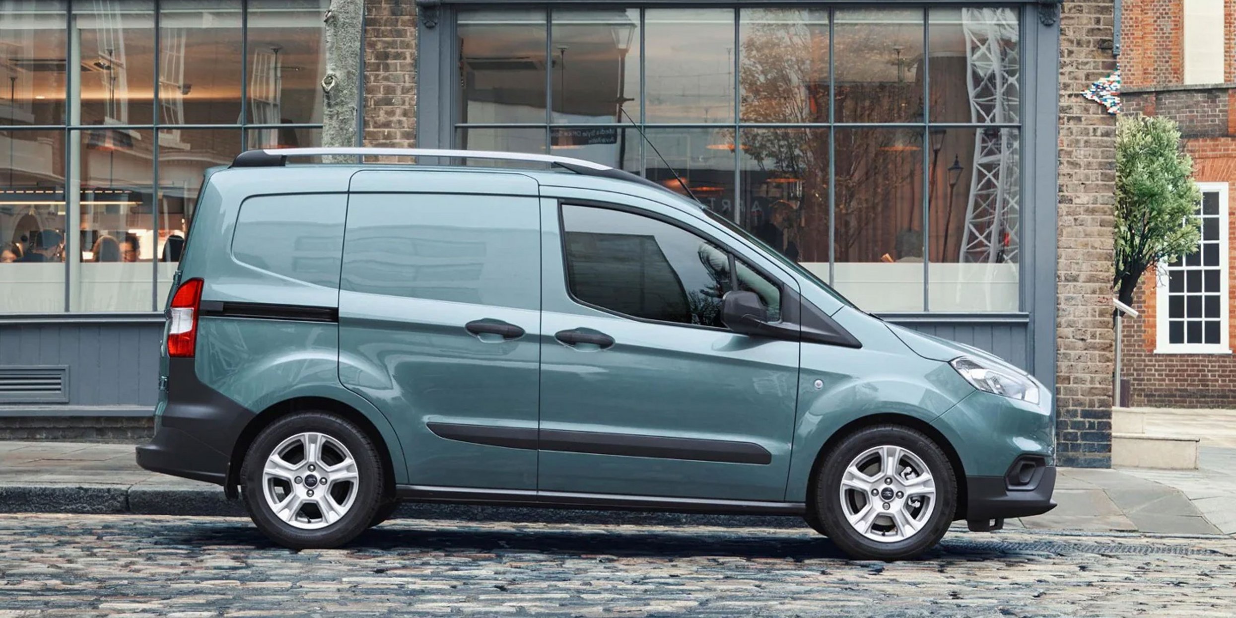 Ford Transit Courier